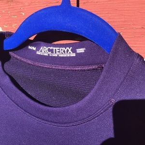 Arc’teryx purple long sleeve shirt